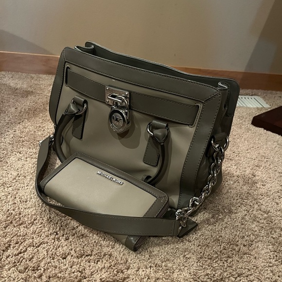 Michael Kors handbag and wallet